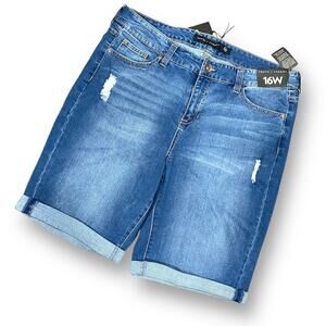 NEW WITH TAGS Truth & Theory Denim Shorts Size 16W Rolled Cuff